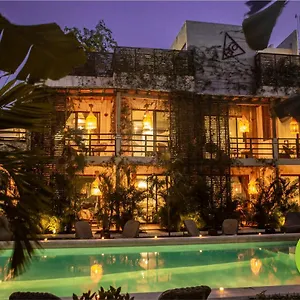 https://era-hotel-spa-tulum.quintano-roohotels.com