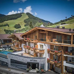 Astrid - Inklusive Kostenfreier Jokercard 4* Saalbach-Hinterglemm